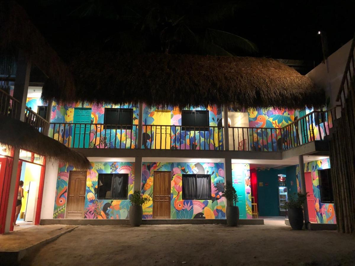 Way Shack Hostel Oslob Eksteriør billede